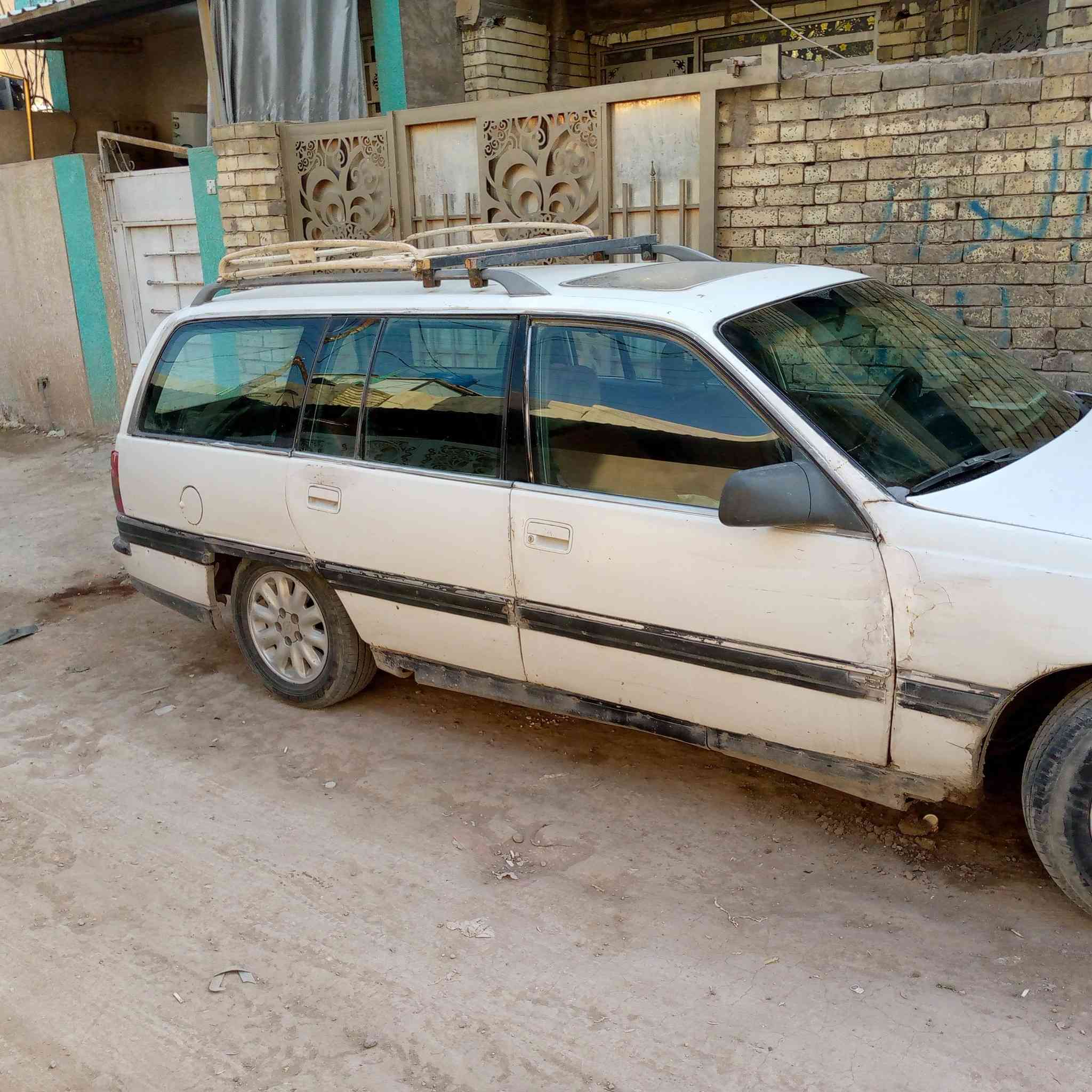 اوميگا92ستيشن گير اوتو دبل كيس السياره شغل واطلع وين متريد تايرات وسط ويل كب سبير وجك بلادي باسمي شوكت متريد احولك خاص موجود محرك 20 بيها خيط تبخير السعر24  كشرها تعبان  رقم بغداد واذا مراوس هم


**إذا كنت صاحب هذا الإعلان وتريد حذفه لأي سبب، رجاءا أرسل رسالة إلى الدعم الفني**