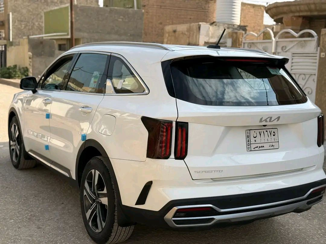 للبيع سورنتو خليجية ٢٠٢٣
السعر205ورقه وبيها مجال محرك ٦سلندر بصمه.   كشنات كهرباء جنطه كهربائيه شاشه وكامره ٧راكب مري شفط لايت عدسات 

ماشيه ٩٠)لف رقم بغداد مكاني الدوره  بنيد وباب بدون دواخل شايد بريك كهربائي شفتات كير بالاستيرن لد نهاري لاستفسار***********
