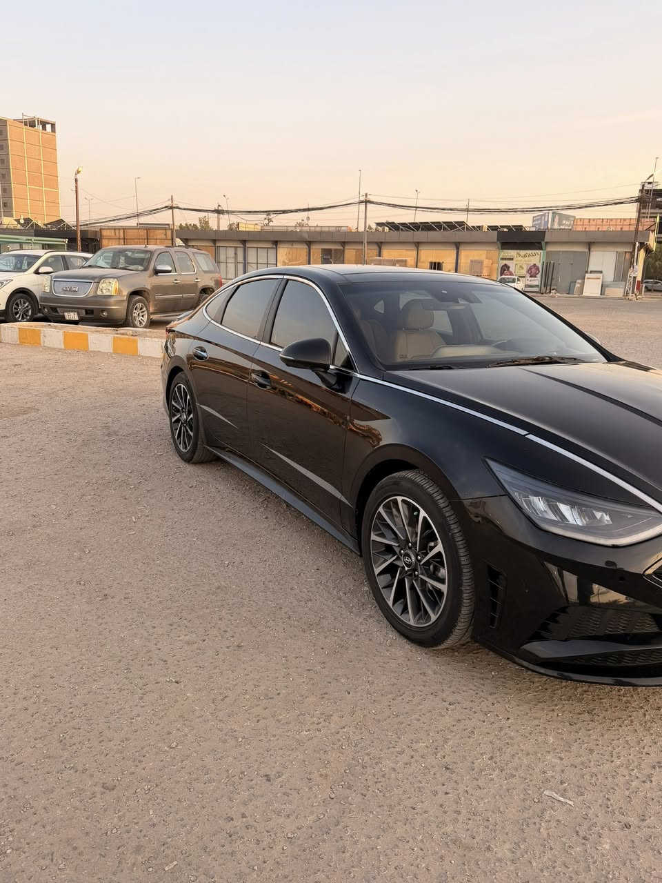 سلام عليكم سوناتا 2020 فول وحد عله وحد المتن بمريكه  جملغ وبنيد وبل عراق بابين بدون دخل رقم اربيل السعر 140 وبيها مجال خاص موجود وهاذه رقمي ***********
