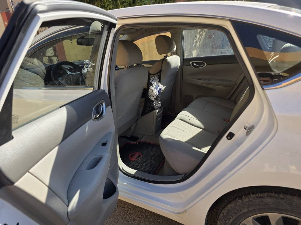 نيسان سنترا 2016 
كامرة خلفية وفتحتين تبريد على المقاعد الخلفية ماشية 136 الف السعر 120 موصل, نينوى


**إذا كنت صاحب هذا الإعلان وتريد حذفه لأي سبب، رجاءا أرسل رسالة إلى الدعم الفني**