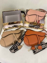 توصيل • لكل قطعة