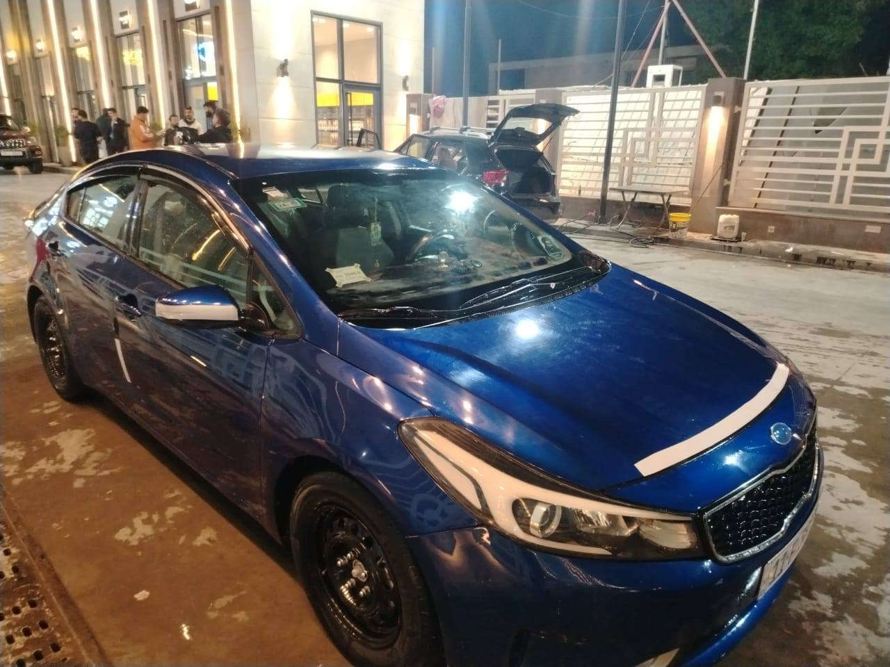 سلام عليكم
كيا فورتي ٢٠١٧ وارد امريكي محرك دوش ٢٠٠٠ بدون ايرباك بدون دواخل رقم بغداد باسمي هزة وسنوية جديدة السيارة حلوة وجاهزة من جميع النواحي جديدة جداااااا مال بيت ماشيه 71 الف حادثهة  دعاميه فقط  لا تبديل ولا صبغ  مجرد بيه بارد هوه حادثه   للستفسار   ***********
