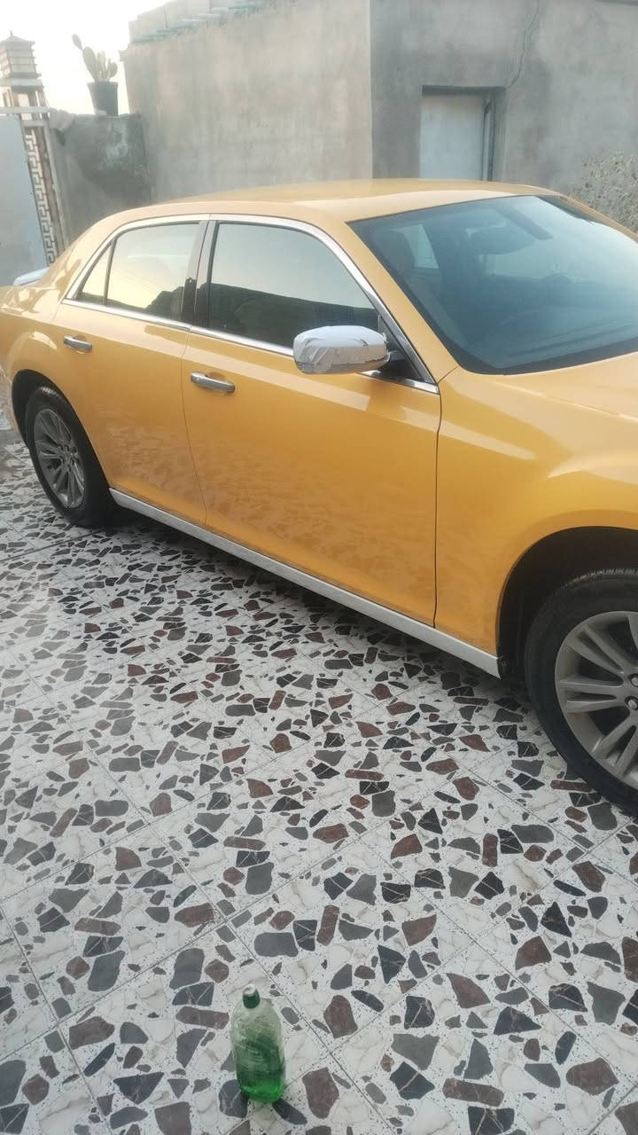 سلام عليكم اوباما 2012 اللبيع مواصفات كامله عده الفتحه سياره حلوه وجديده تخم تاير حداديه بيه جاملغ وبنيد فقط السعر 150 وبيه مجال الطيبين العنوان ميسان رقم ***********
