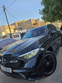 مارسدس2024 للبيع السيارة فئة GLC300  فول مواصفات 4matic  بانوراما كشنا...