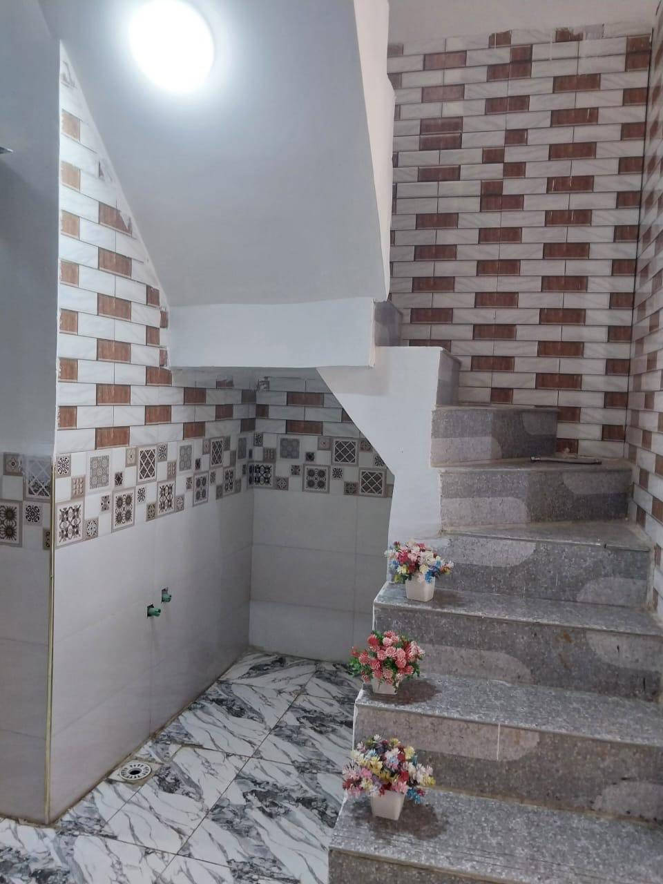 السلام عليكم
100 متر مربعة صب مسلح اساس وسكف طابقين الطابق الأرضي غرفة وصالة واستقبال ومطبخ وصحيات داخلية وخارجية الطابق الثاني غرفة وصالة وصحيات السعر 55 وبي مجال للإستفسار ع ***********
مكلف بالنشر..
