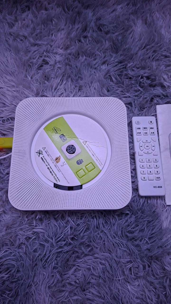 جهاز قارئ اقراص
MP3
اوكس
بلوتوث
مضخم صوت مع كامل ملحقاته
السعر 35 الف
العنوان بغداد البلديات الضباط 
*********** واتساب
