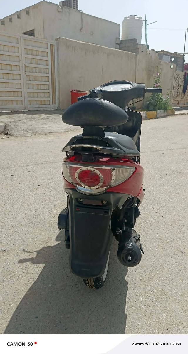 دراجه   
.جيفور ياباني مكينه ناعمه مفتوحه بس والفات شغاله كهربائيات سلف هندر 
 سلف السعر 250 وبيها مجال ما اجاوب واتساب ولا فيس اتصل على الرقم   ***********
