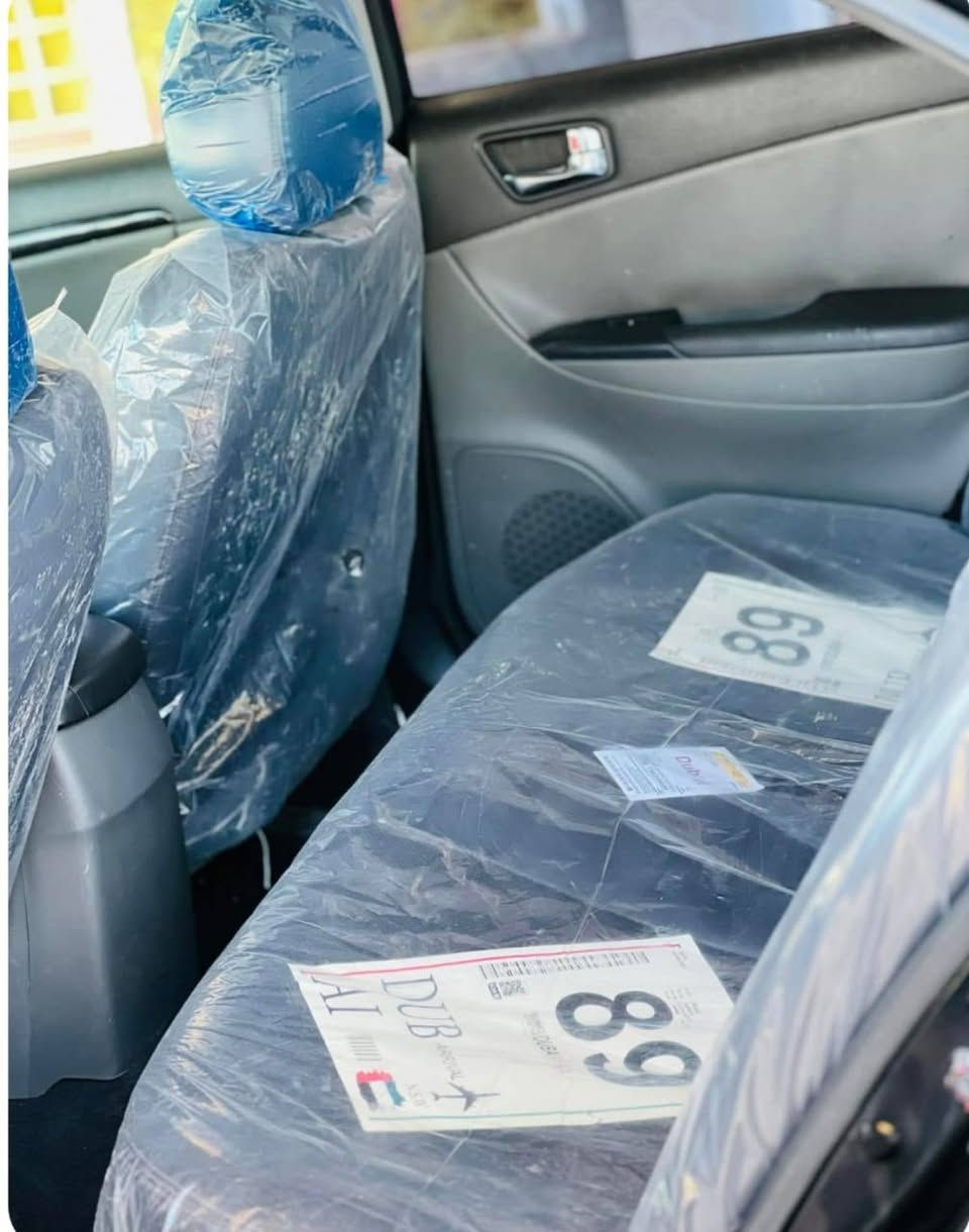 السلام عليكم
البيع او المراوس سونتا مقدس 2010اصل متوم وكامل شرط حاسبه رقم وسنويه وشاصي كله مطابق فول مواصفات كفاله عامه كير مكينه حداديه كهربائيات تخم تاير تبريد تدفه سياره جاهزه ربع ماتخسر عليهه 
المكان الناصريه واتساب ***********
