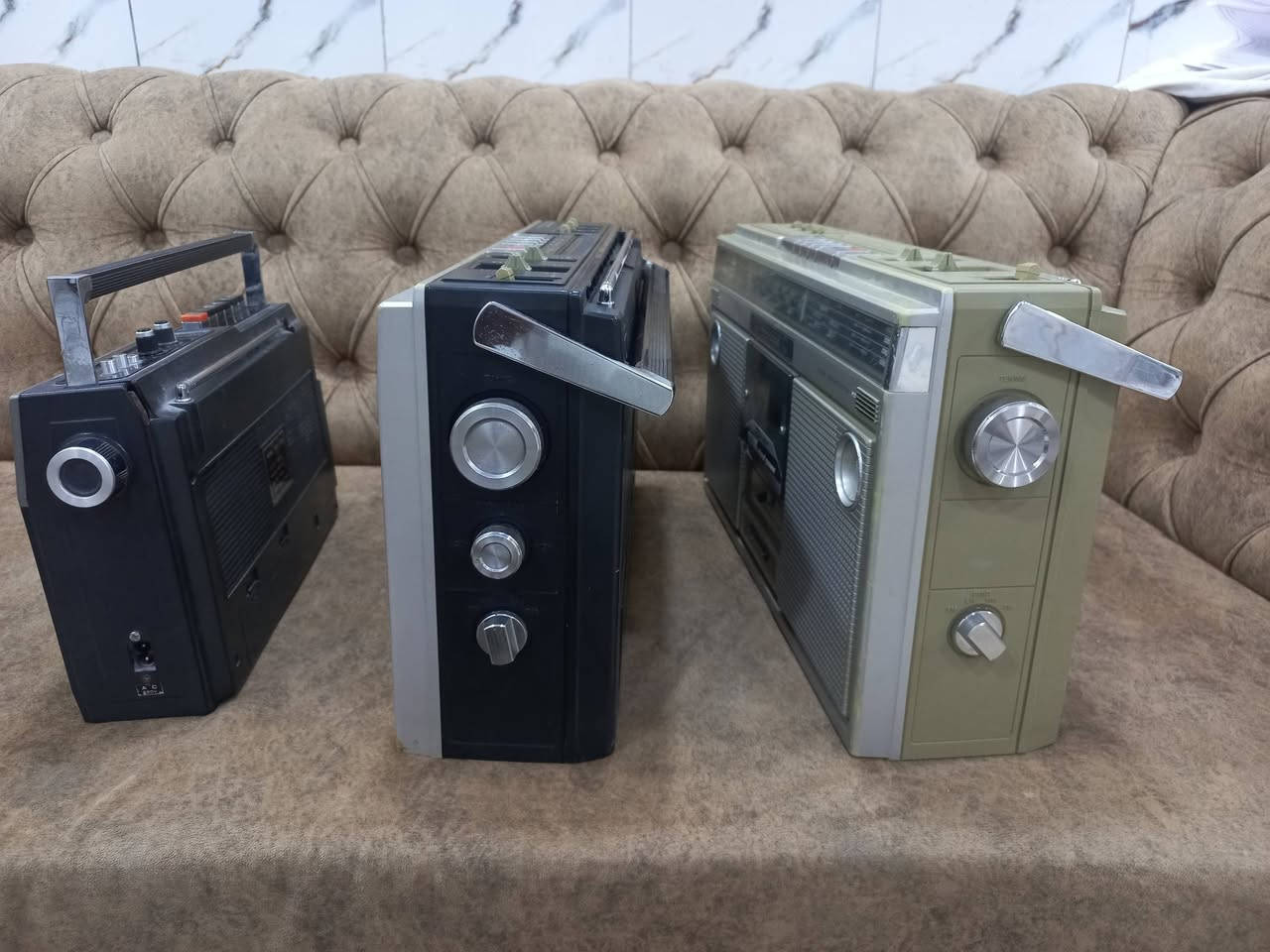 مسجلات ناشونال وبانسونيك 
نضافه عاليه جدا سعر الكل 250 الف


**إذا كنت صاحب هذا الإعلان وتريد حذفه لأي سبب، رجاءا أرسل رسالة إلى الدعم الفني**