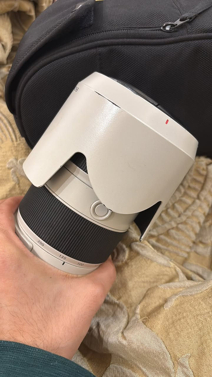 عدسة 70_200 سوني الاصدار الاول للبيع
عدسة مرتبة مابيه مشكلة ولا ضربة  جنطته موجودة  
قبقات موجودة 
الهود موجود 
السعر مليون وتسمعية وخمسين وبيها مجال للشراي يتفضل

+964 773 831 4760


**إذا كنت صاحب هذا الإعلان وتريد حذفه لأي سبب، رجاءا أرسل رسالة إلى الدعم الفني**