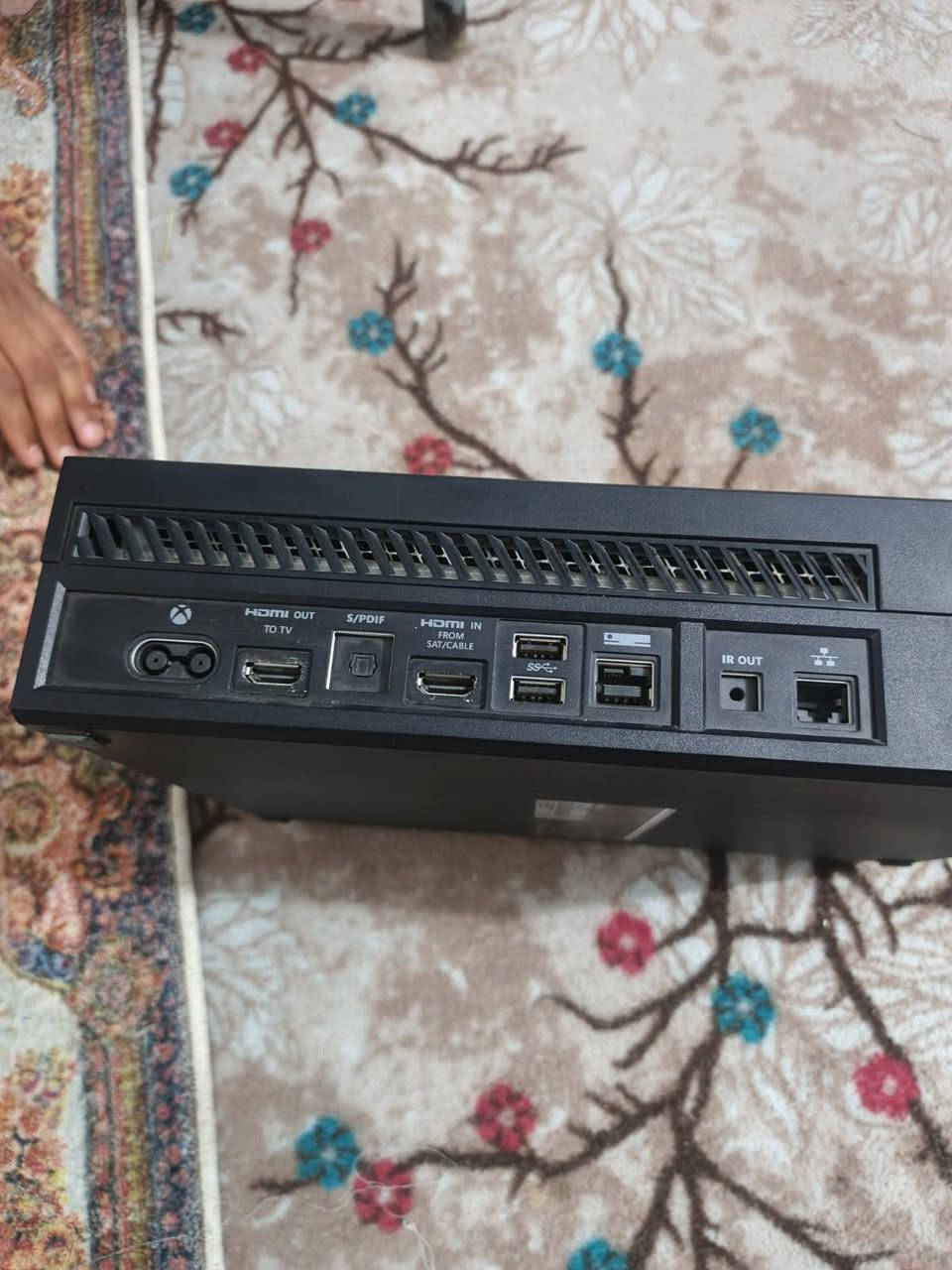 Xbox one كامل ملحقاته + جوستك عدد 2 سعر 120 الف


**إذا كنت صاحب هذا الإعلان وتريد حذفه لأي سبب، رجاءا أرسل رسالة إلى الدعم الفني**