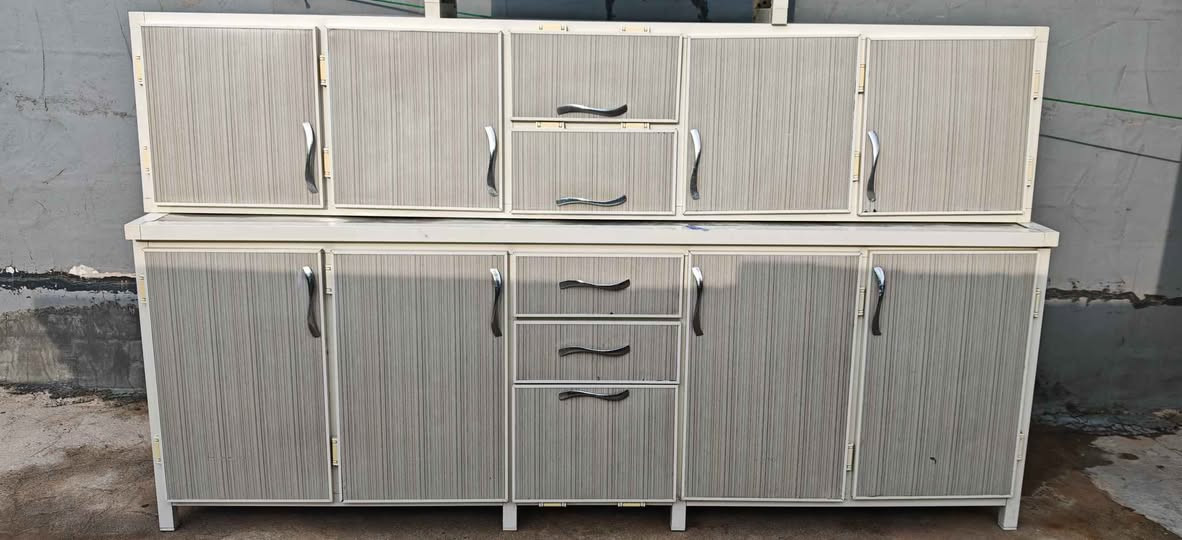 کەوەنتەر ٢ مەتر و نیو
٥ دەرگایە
پارچەیەکی سەر سەلاجەی لەگەڵە ٢ دەرگایە
لەگەڵ بەردێکی مەڕمەڕ بۆ مەغسەل
هیچ شوێنێکی تێک نەچووە پاک و بێ عەیب
نرخی ١٧٥ هەزارە
ناونیشان قەزای خەبات أربيل, العراق


**إذا كنت صاحب هذا الإعلان وتريد حذفه لأي سبب، رجاءا أرسل رسالة إلى الدعم الفني**