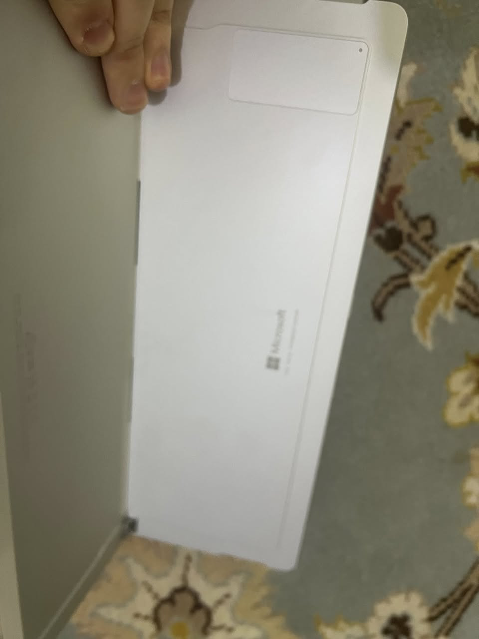 السعر ٣٢٥ الف قفل بيع فقط بدون مراوس 

Surface Pro X 
13.3 2k لمس شاشة مبدل 
SQ2
Ram 8
Hard 128 قابل للزياده 

السعر ٣٢٥ قفل التوصيل مجاني مع شاحنه  فقط 
بدون كيبورد و قلم


**إذا كنت صاحب هذا الإعلان وتريد حذفه لأي سبب، رجاءا أرسل رسالة إلى الدعم الفني**