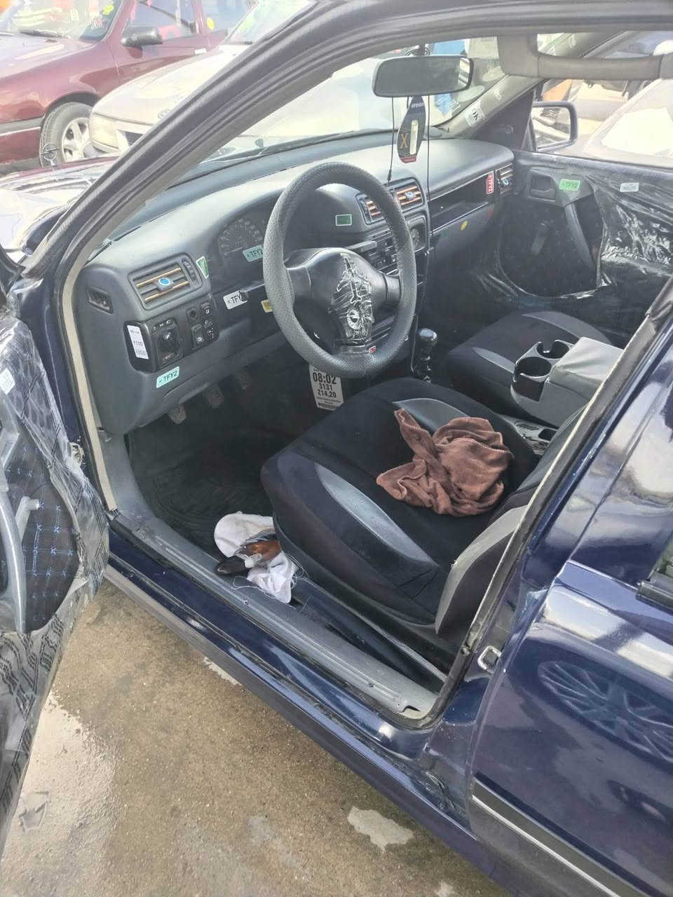 ئۆپڵ ڤیکترا مۆدێل ١٩٩٥ بەشەرت تەقە و ڕەقە بێ مەسرف ٤ تایەی لۆک لۆکە ٤ ویل کرۆم سەیارەکە بێ مەسرفە ئاڕم پلاستیک سلێمانیە بەشەرتی قانون و یاسا یەک کێشەی نیە ٤ کوشن لۆک بەشەرت لایت و ئیشارات و بەشەرت تەقە و ڕەقە 

نرخ=٣٠وەرەقە و مەجال
ژ.م *********** شمشمل, السليمانية
