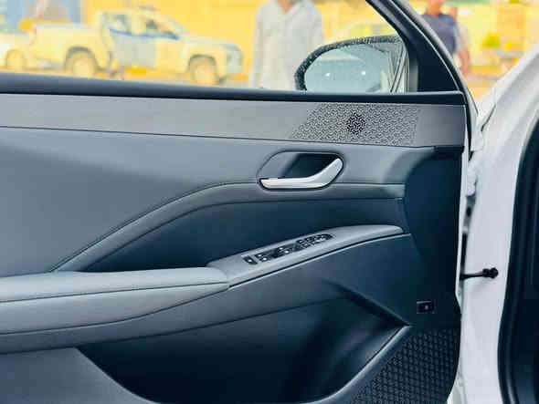 {.♥️مجموعه الملك لتجاره السيارات الحديثه ♥️.}

        🔥🩶العروض والاسعار اليوم نار نار  🩶🔥
                  ♥️. ندللكم دلال متابعينه   ♥️ 

🔥الاسعار اتصل وتدلل دلال  الون ابيض ورصاصي اتونس                     
 
‼️بي وايدي 2025 جن بلاس الون ابيض انتبه 🤍‼️‼️￼      

‼️‼️ملاحظه السياره ويل كاب حجم كبير +حساسات + كرت جديد 

        . 🔥♥️ السعر راح يكون نار ومفاجأ♥️🔥￼
 
        ‼️🌟ملاحظه البيع كاش لا يوجد اقساط 🌟
للاستفسار اكثر الاتصال على الرقم 

☎️ ***********

☎️***********

‏ ***********☎️
متوفر واتساب 

العنوان :بغداد ⬅️الكريعات ⬅️نهايه شارع المعارض 

يتوفر #بيع #وشراء #ومراوس
