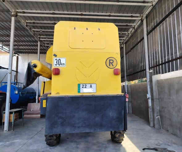 حاصدة نيوهولند موديل 2008 حجم 5050 كير كبير اربع بلم
بلجيكي اصلي مكفولة كفالة عامة

مشتغلة 2900 ساعة عل وضع شركة

لحد هسة بلم مامفتوح بلادي 

فول فول مواسفات دبل كشن معمل كهربأئي 

هزاز كهربائي سرن لعاب مراية كهربائي 

دبل سويج 

لحد هسه تاير بلادي مال شركة

سنوية و رقم و كلة جديد لحد 2030 

بأسمي بشرط تحويل 

بدون لحيم و فطر و صبغ 

كونترول و هيدرو كير مامفتوح بشرط 

تبريد بشرط ثلج 

محرك مفتوح بس انطيك بشرط و زمان بدون صرف و صوت و بخار حاصدة مال جناي بدون اي مصرف  

مكان كركوك 

للستفسار 

*********** 

واتسأب موجود
