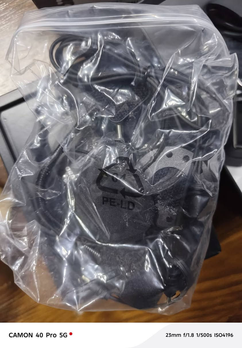 سماعة خوذة بلسلفون  أم كاميرا بليلفون السعر ٥٥ ألف توصيل متوفر


**إذا كنت صاحب هذا الإعلان وتريد حذفه لأي سبب، رجاءا أرسل رسالة إلى الدعم الفني**