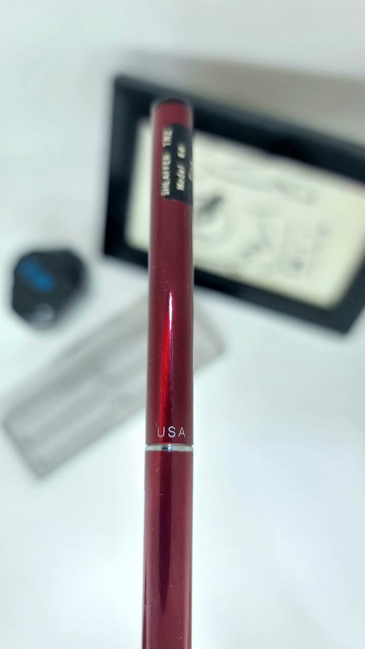 السلام عليكم
امريكي الصنع غير مستخدم نهائيا و بالعلبة الاصليةTRZ شيفر
حالة القلم : غير مستخدم نهائيا و بالعلبة الاصلية
بلد الصنع :امريكي
تاريخ الصنع : ثمانينات
البدن :معدن بالكامل حامل الورق كروم نحيف الحجم
حجم النبلة : ميديم للحبر 1 ملم للجاف
السعر :65،000 مع علبة حبر 50 مل هدية و 2 لب جاف
للحجز يرجى مراسلتنا عبر الواتساب ***********
