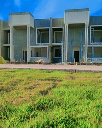 👈عرض مميز جدآ.😍😍 👈فئة A2 طابق واحد. 👈المساحة 200 متر بناء 170 متر. 👈مو...