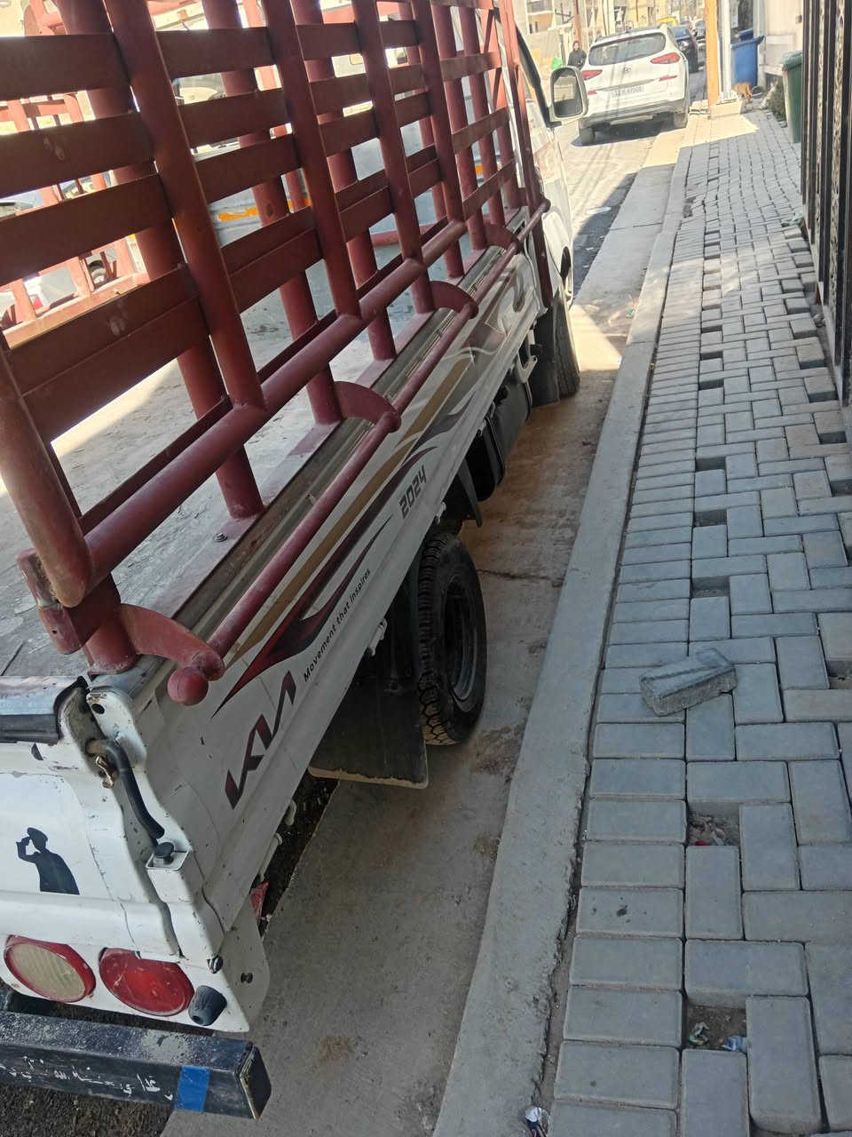 السلام عليكم كيا بنكو٢١للبيع
مكفوله ماعدة ضربه خفيفة
***********/***********
