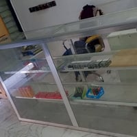 ميز • للبيع • النجف