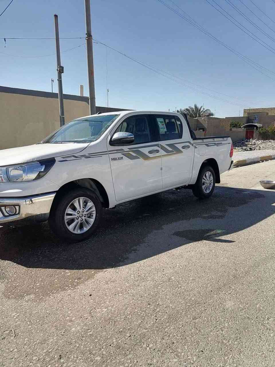 سلام عليكم ..بيع ومراوس
بيكم فلاونزه 2024 كويتي ساير سياره جاهزه سبير مانازل 
بيه صبغ بل بدي شخط ومصبوغ السعر 255 وبيه مجال عنون بل سماوه ...***********
