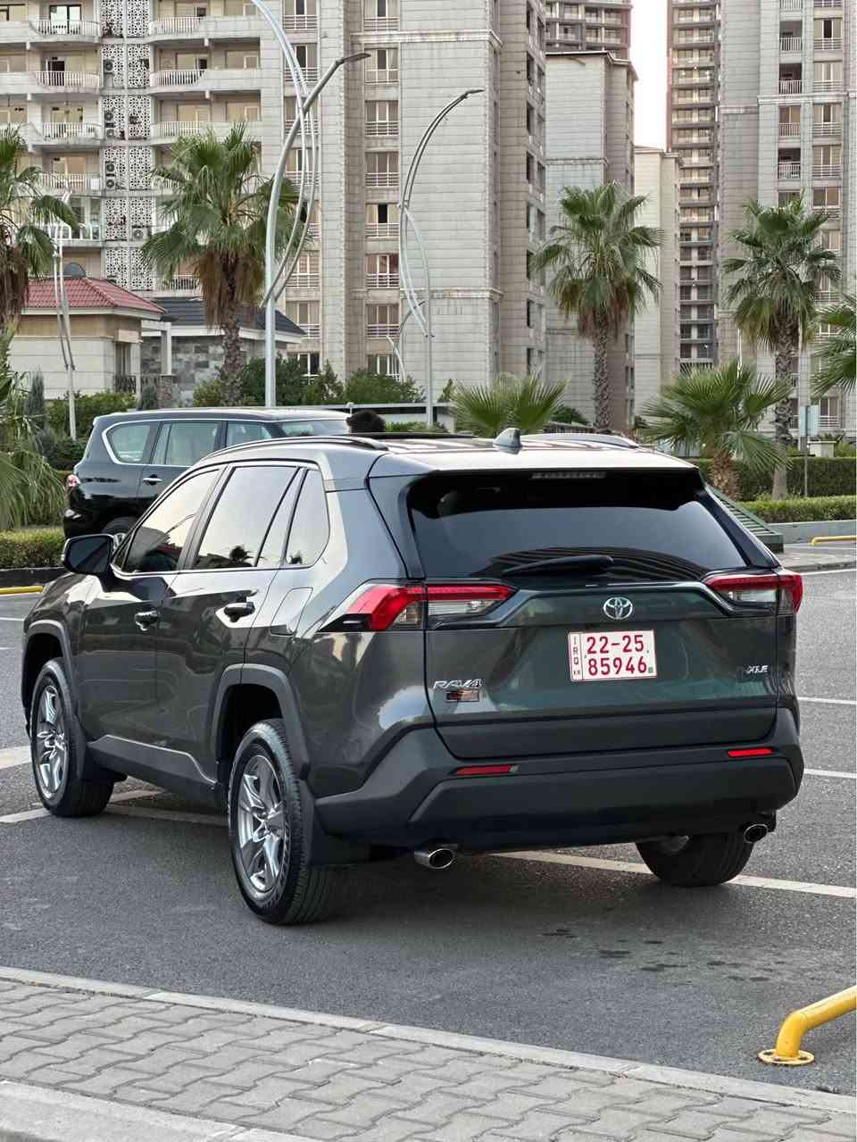 Toyota rav4 xle 2024
یەک چاملخ بێ داخل 
ئیرباگ بەس شان سەکن تەقیوە 
دینار مەسرەفی تیانییە  
تەنها 5000 کم رۆشتووە 
سەیارەکە سفرە 
مواسەفات فول سلایت
سێ مۆد لێخوڕین 
تەبرید دوو زۆن و مەرکەزی 
*********** أربيل, العراق
