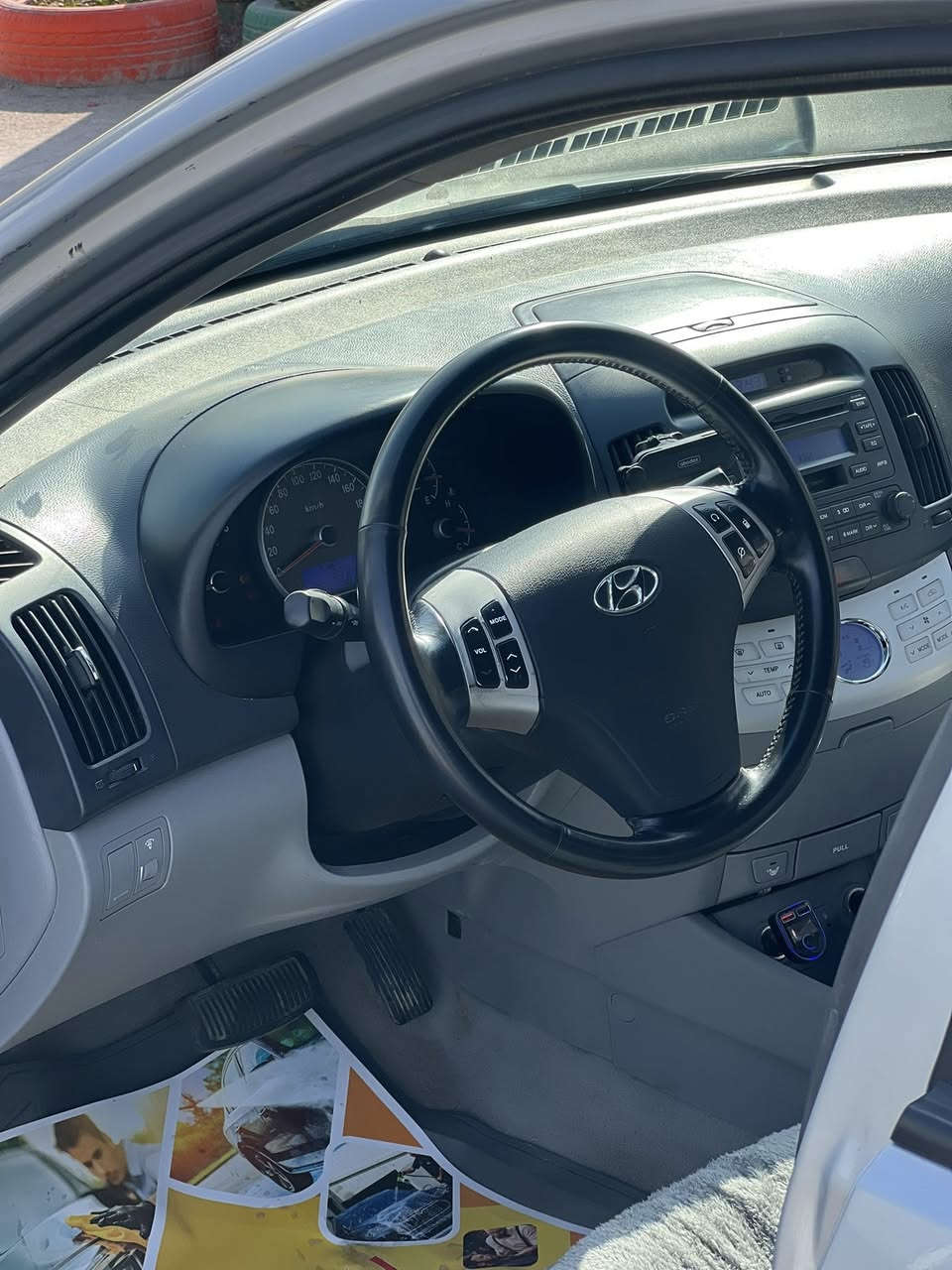 سلام عليكم أفانتي مديل 2010كصت جنطه يعني كصه وحده السياره تجي فول متؤم شرط الحاسبه
أربيل 
1 كشنات جلد 
2 تدفئه مقاعد 
3مري شفط 
4تحكم ستيرن 
السياره فول فول فول 
كشر غرفه كله جديد 
الحداديه البارحه سويته كله شرط تروح للحداد الي بالك يفحصه الك إذا مو كله جديد مرجوعه منضومة تبريد كله جديد شرط ثلج مكينه وكير شرط الفحص مامفتوح برغي 
السياره بانزين بانزين 
تخم تاير كله جديد 
مال جناي بس توازيت 
وتجي وتشوف النصبه الجماليه 
***********
مكاني بصره الجمعيات 
السعر ٤٨ وبيه مجال السوك كلشي بي 
بي مابي هيج نضافه وشكراً
