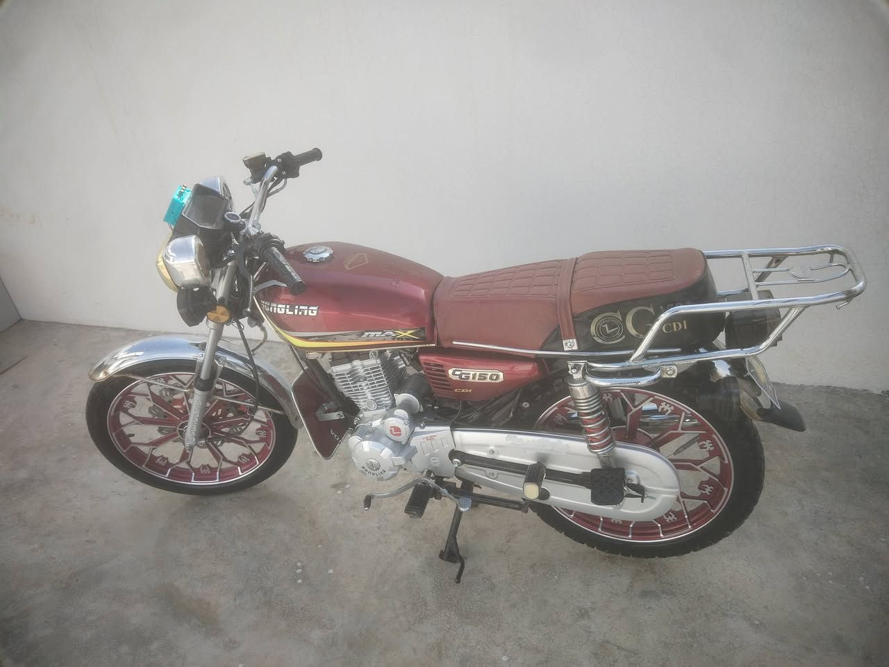 للبيع موطور 24محرك ما مفتوح موطور شرات سعر 650
***********
