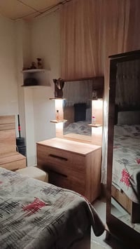 غرفة نوم • للبيع