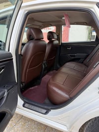 أزيرا • ٢٠٠٩ • مكينة ٣٣٠٠