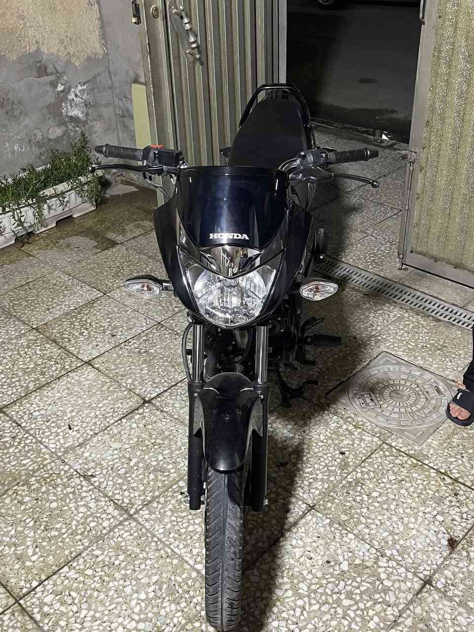 دراجه هونده (UNlCORN) ياباني ماشيه 3000   مرقمه رقم اربيل مميز  مكفوله كفاله عامه  برغي ممفتوح تجي تفحص بعينك  
4,300,000 وبيها مجال  مكاني 
حريه كاضميه ساحه عدن 
للاستفسار 
***********
