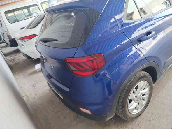 فينو موديل ٢٠٢٣ لون جويتي رقم بغداد باسمي بجم كبس حادث جانبي جاملغ وباب ايمن بدون دواخل مصلحها على ايدي معلومات اكثر *********** متوفر واتس
مكانها بغداد تم تخفيض السعر لغرض السفر ١٣٨
