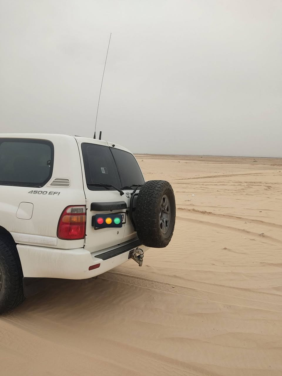 للبيع 💯
سبير لاندكروز قياس 17..تاير جديد حجري 3طبقات
سعر 175
***********
