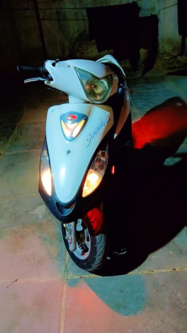 كامكو v2 كامله دراجه مابيه نقص السعر 600وبيه مجال حك جيه 
موجود واتساب ***********
