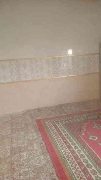 سلام عليكم بيت كامل سيراميك وبياض والبخ خارجي مسيج كامل مكمل مساحة ٥٠٠متر والبناء ١٨٠ سعر بلاش ٣٨وبي مجال ‏‪***********‬‏ تفاصيل اكثر تصل
