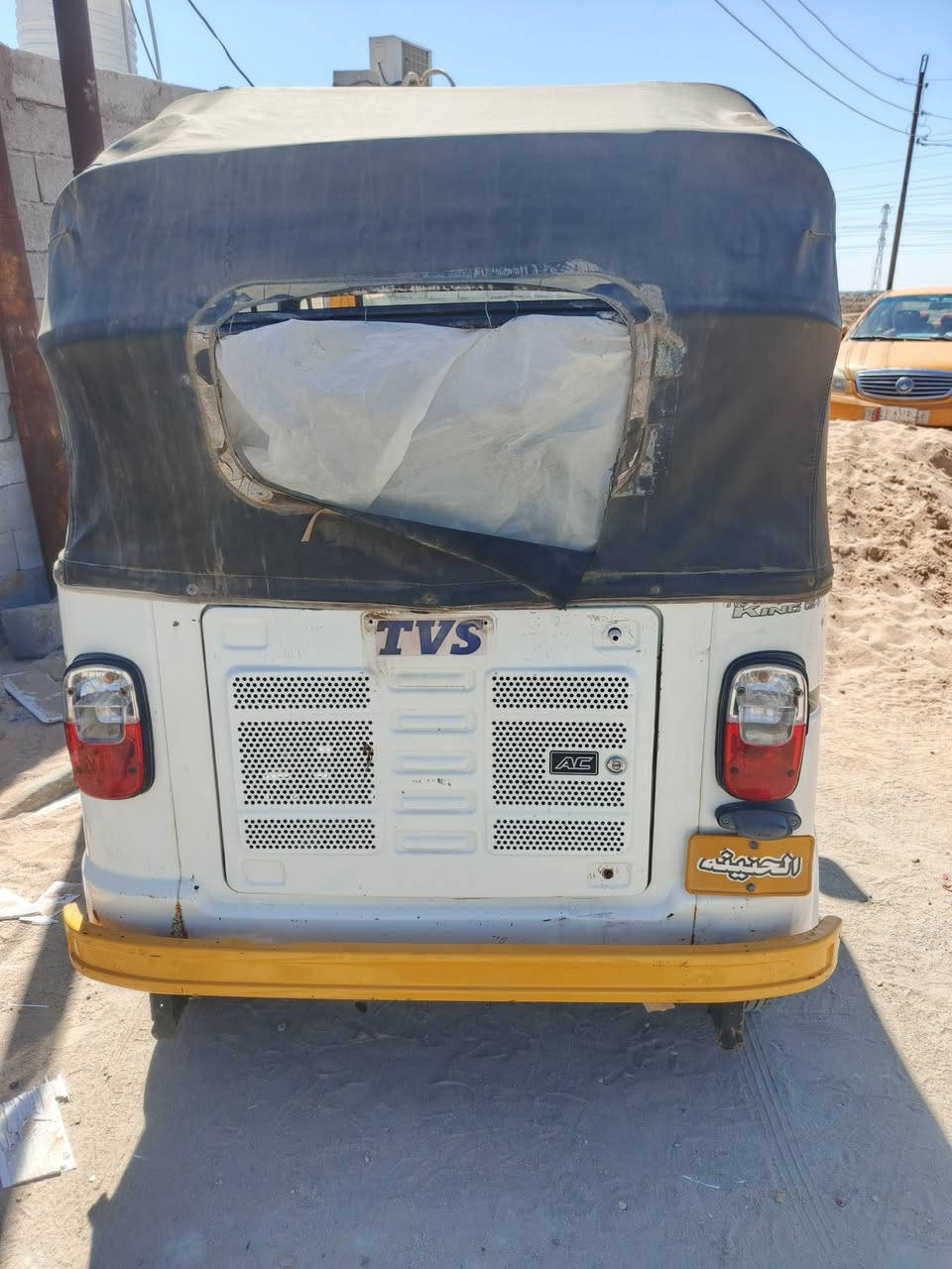 سلام عليكم تكتك دي في اس مديل 20 مكينه كفاله عامه  رقم وسنويه سعر 4000     رقم ***********
