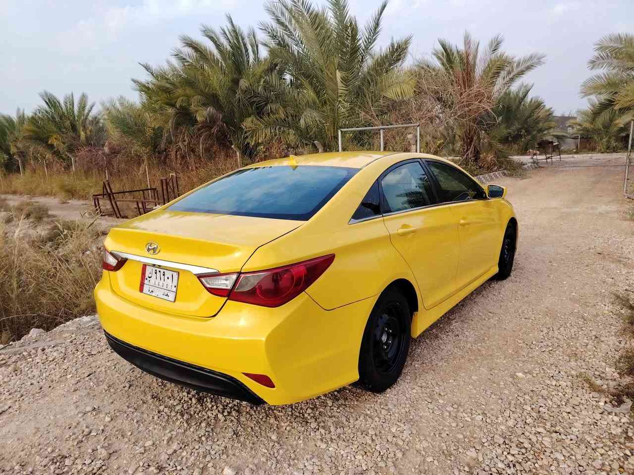 *********** 
سونات
موديل 2014
رقم  انكليزي مصفرء هيئه وغرامات 
سياره وارد أمريكي حادثه قبق جنطه
سياره كوله ليبل واحد مكينه 2400
تبريد ثلج حداديه سفنجه شاشه كبيره كامره   حقيق سياره حيل حلوه وكبل للشارع جاهزه وشراي يتصل ماجواب خاص مكاني بابل مركز مدينه
