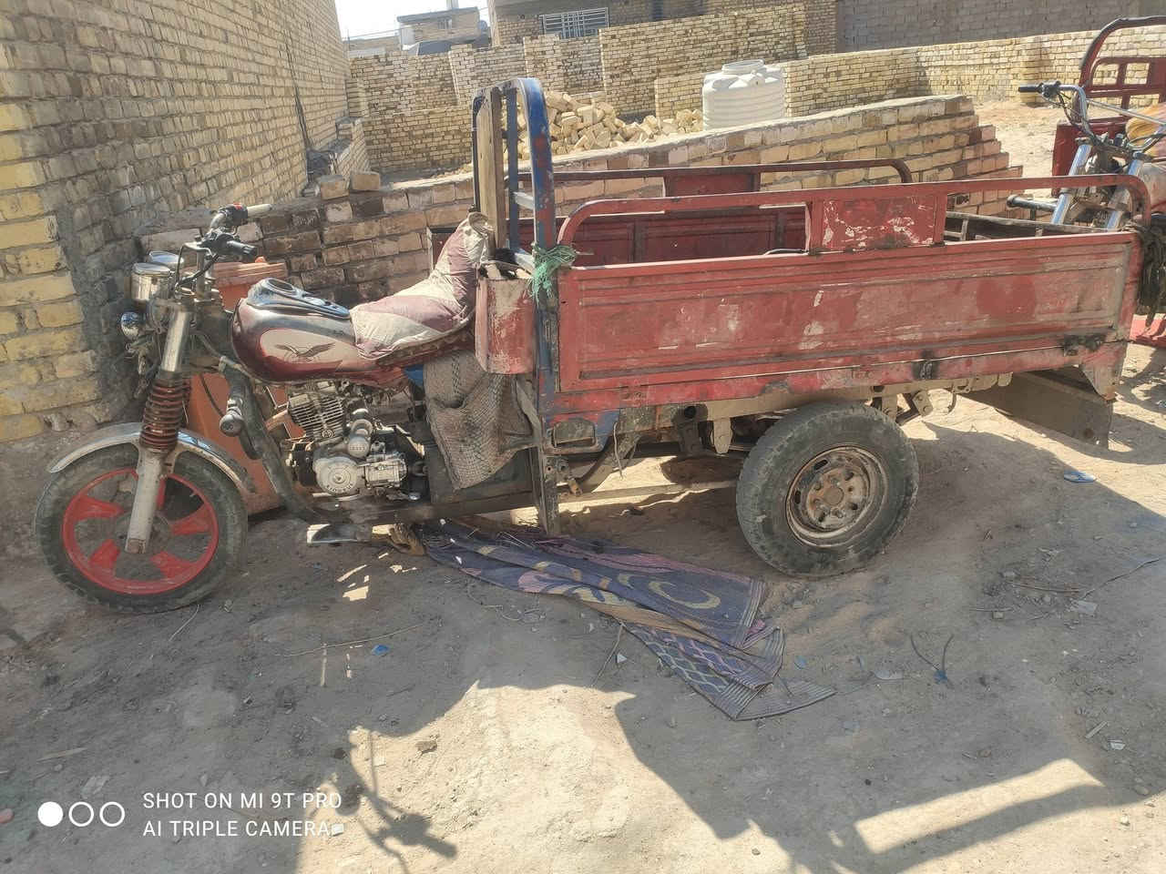 سلام عليكم ستوته 2015كلك مكفوله من الصرقه السعر 700وبيهه مجال المكان طويرج ***********
