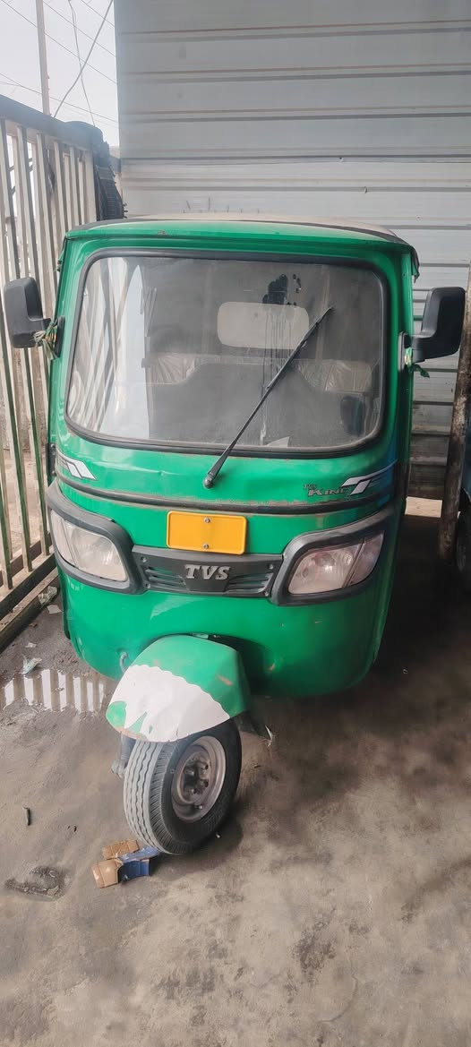 وصول وجببة تكاتك مستخدمه بمختلف الموديلات جدن نضيفه وستوتات زيرووو بئسعار مناسبه جدن جدن عنواني حله  الحمزه الغربي اشراي يتصل عرقم او علوات ساب ***********
