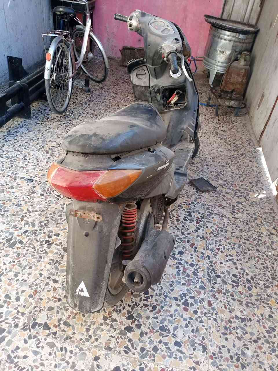 ١١٠كوم حديد، بيه، نواقص، ب٢٥٠بغدادجديده ***********
