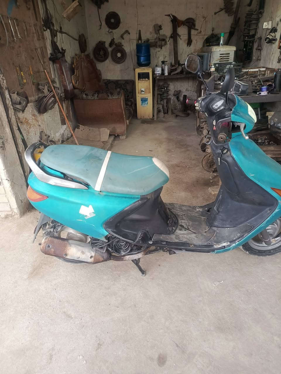 دراجه فراشه نضيفه نكره سلف تشتغل سعر 250قفل العنوان بابل الحمزة الغربي ***********
