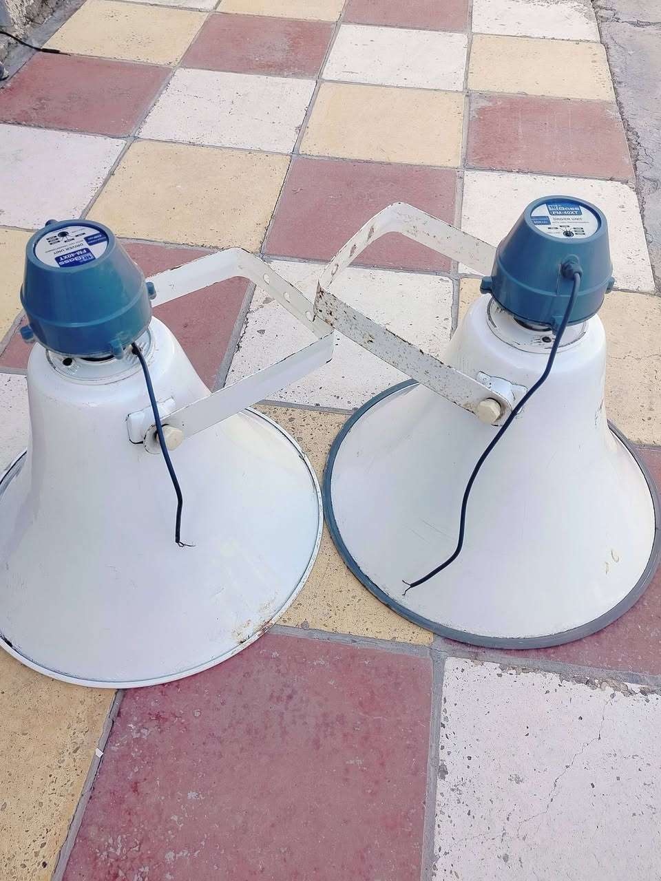 عندي هذا الجهاز هو وسماعاته بوقيات للبيع شغال على الفحص بابل الهاشمية ***********
