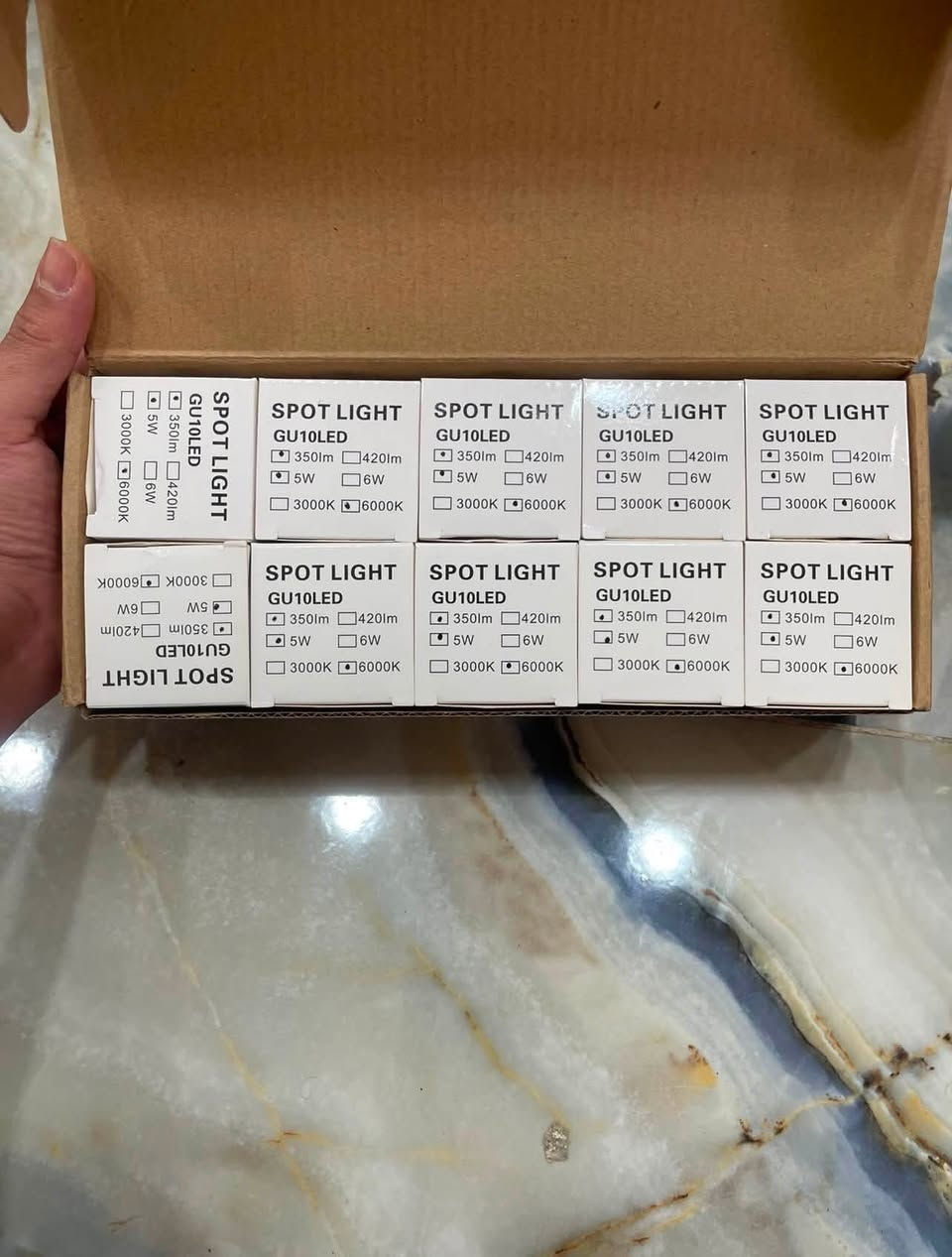 كلوبات بهذا الشكل
العدد 10
السعر 15 مع توصيل


**إذا كنت صاحب هذا الإعلان وتريد حذفه لأي سبب، رجاءا أرسل رسالة إلى الدعم الفني**
