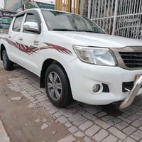 السلام عليكم  تيوته هايلوكس موديل 14 كير اوتوماتيك  سياره ماشيه سياره ...