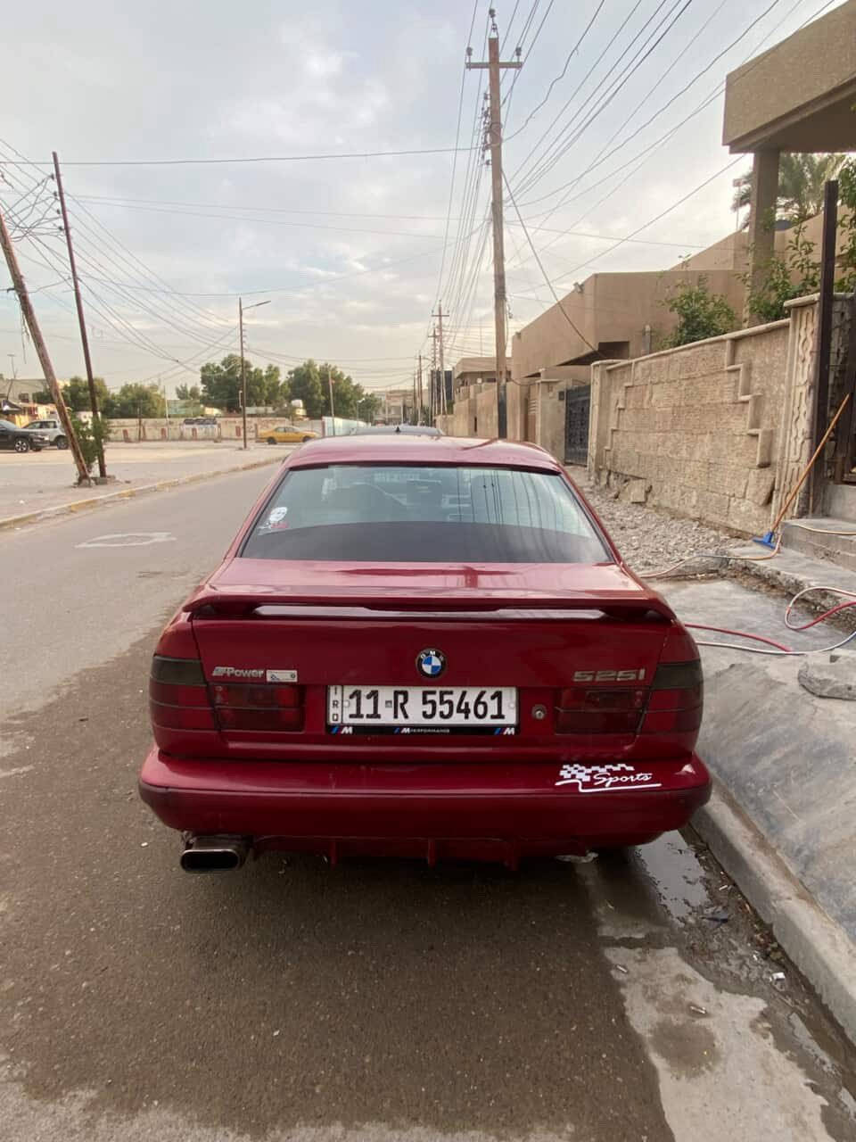 بي ام 525 مسكر 1992  رقم  بغداد السعر 55 وبي مجال
السيارة تخربط بالبداية ورا ما تمشي طبيعي يرادلها صدر واكسل شرط التحويل وبيها مجال 

مكاني بغداد الغزالية 

الرقم: ***********
