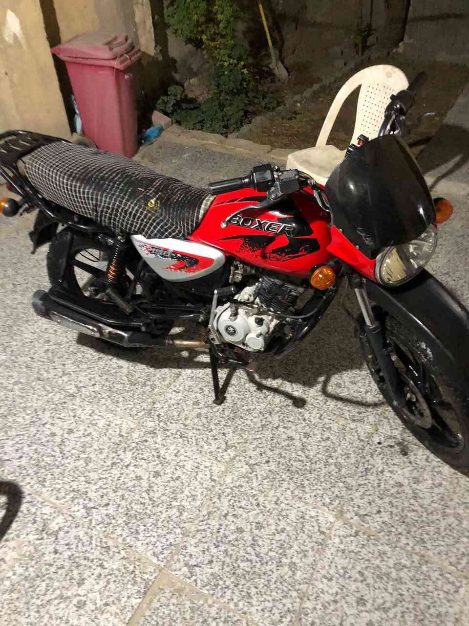 السلام عليكم بوكسر 22 اوراق اصلي عنواني الدوانيه السعر 900وبيها مجال مجفته ***********7
