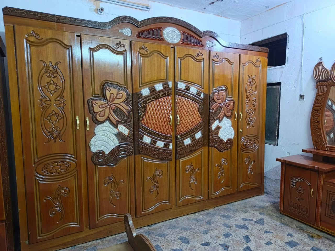 غرفه اخشاب ام السته نجاره جديده كلش نهايته 600مكان ناصريه ***********
