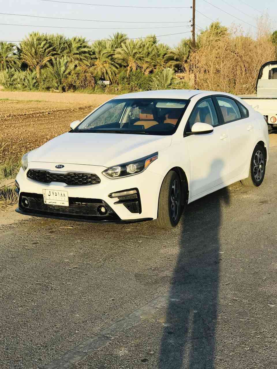 السلام عليكم...كيه فورتي2021
وارد امريكي الحادث امامي بنيد نفسه  +قطعتين صبغ

الجاملغ الامامي اليمين و والايسر  بدون دواخل 

محرك 2000 دوش ،كير ATالسياره ماشيه 58تحويل ثاني يوم

 مكان السياره واسط - كوت ***********

 السعر125$ وبيها مجال

