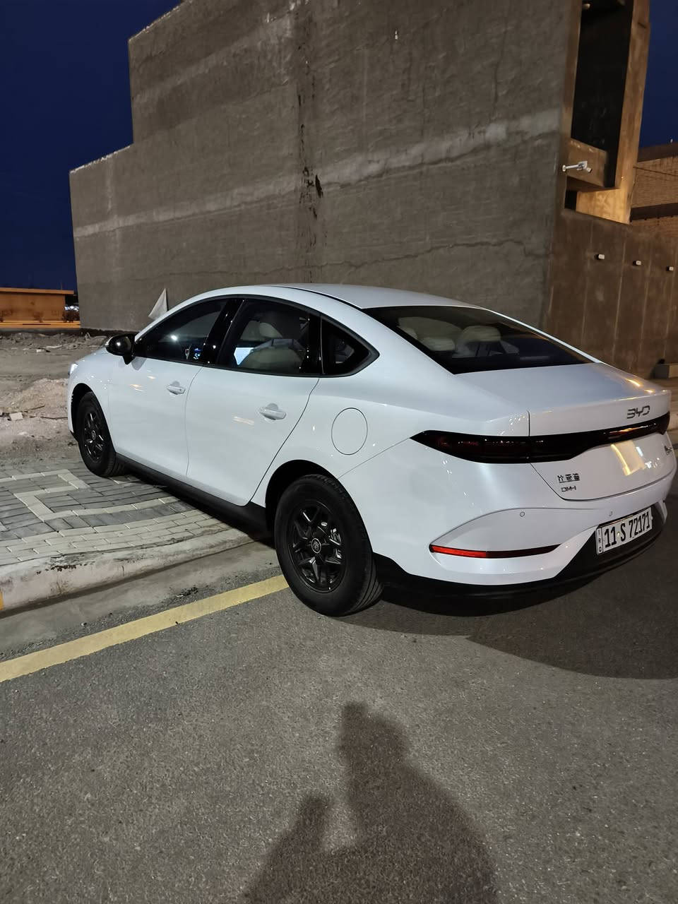 السلام عليكم بي واي دي كن بلاس زيرو مرقم بغداد كامل بسمي ماشيه ٢٠٠ كيلو بعدهه زيرو فول داخل بيجي المرغوب تانكي يمشيك ٢٤٠٠ كيلو كفاله عامه من الزلغ والرصعه السعر( ١٩:٥٠٠) عنوان كربلاء المقدسه
الاتصال
***********
***********
